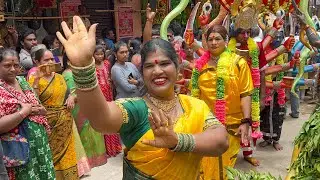 Jogini Radhika Teenmaar dance at Secunderabad Ujjaini Mahankali ambani uregimpu | Hyderabad Bonalu