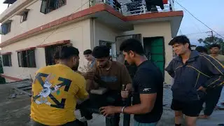 Arm wrestling shuru kardi gym mein
