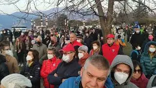 Мир против войны !