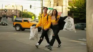 Xavier Weeks - Hello (Official Music Video)