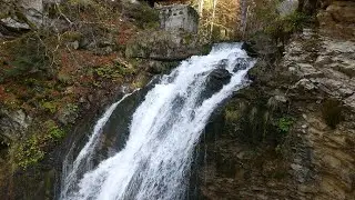 Ruisseau et cascade d'Ardent (Montriond, Haute-Savoie)
