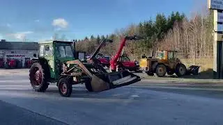 Deutz Fahr B 5206 med lastare med tilt och en redskap till