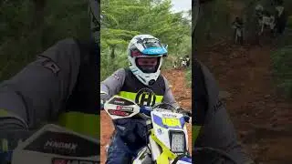 Jalur licin di libas mami racing #trail #motocross #enduro #tanjakan #viralvideo #viralshorts