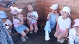 Милана в садике! Делаем тату!