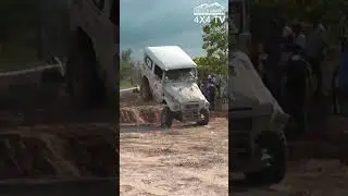 Flying Toyota BJ40 