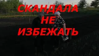 ЖИЗНЬ В ДЕРЕВНЕ ПРОСТЫХ ЛЮДЕЙ//Как работаем на огороде, так ругаемся//
