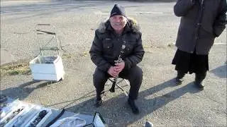 Блошиный рынок в Майкопе. Сплошное барахло. 