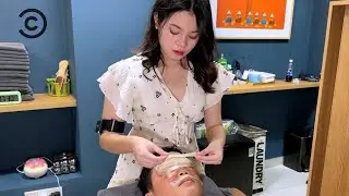 Vietnam Pretty Girl Mina Relaxing Massage ASMR | 18 Year Old Girl's Barber Service 4K