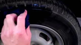 Чистим покрышки, коврики и пороги Кока-Колой!
