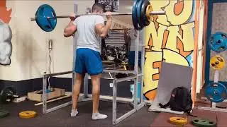 Am I pushing my knees out good enough? 105kg x 10 reps squat