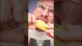 Don’t Open Your Banana Like This 👉🍌