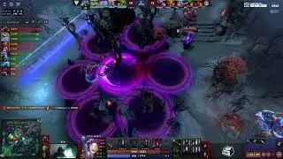 Razor walks into 5 man gank from OG