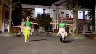 đôi bạn chung đam mê Shuffle dance