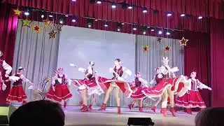 "Черноморские казачки" Ансамбль народного танца "Росинка"