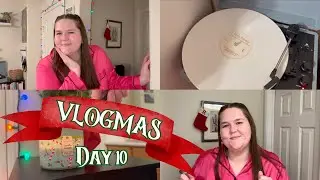 holiday night time routine, wrapping presents, and a cozy day! | Vlogmas Day 10