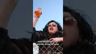 mom who got her kid a gatorade during the game