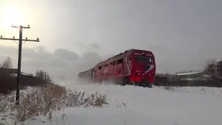 ТЭП70БС-071 с пригородным поездом, перегон Позимь-Вожой