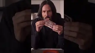Это надо видеть! Киану Ривз рекламирует Тульский пряник!