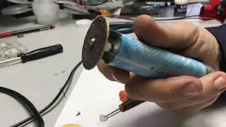 Don't throw away electric toothbrushes