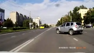 ДТП. Поворотник не дает преимущество