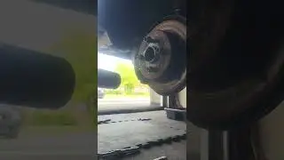 Rear axle removal on a BMW 325 e30