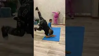 Стойка на локтях Баттл кто продержится дольше
