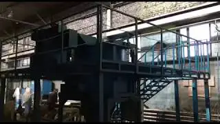 Бегуны с подвижной чашей предназначены для пропитки волокнистых материалов жидкими веществами.