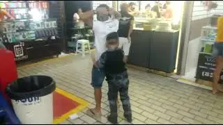 POLICIAL MIRIM em averiguações. ...