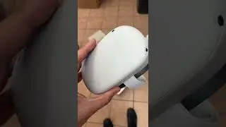 Oculus quest 2 unboxing and info