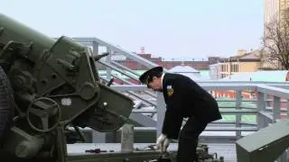 Выстрел пушки на Петропавловке