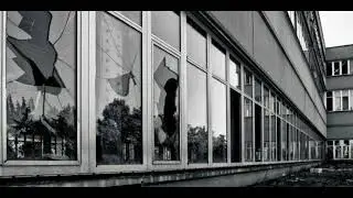 Decada 2 -  Windows Collapsing