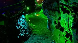 Howe Caverns  tourist attraction