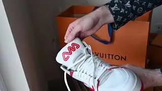 Virgil Abloh LVMenSS19 Hat Sneakers Keychain Ring