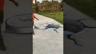 3D illusion video on road 