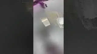 Лазерная чистка порошковой краски на лазерном источнике с непрерывным излучением CW.