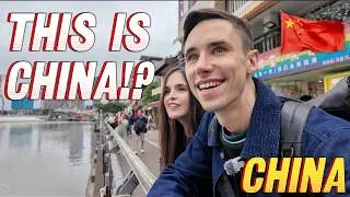 MINDBLOWING arrival in China…  🇨🇳 (First time here, Xiamen)
