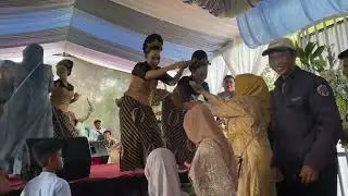 Yuk goyang bersama penari-penari cantik kabupaten bandung selatan