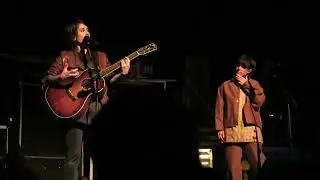 Tegan and Sara - Signing with Neil Young + working out touring + Underwater + don't share on TikTok!