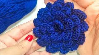 Oh my God!! This is awesome! You'll be amazed at how easy it is to crochet this rose.