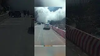 AVALANCHE CAUGHT ON DASH CAM #shorts @crashdashes​