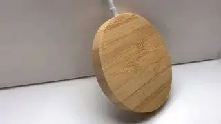 Беспроводная эко-зарядка из бамбука для iPhone 12/13