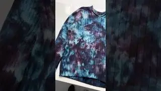 а вы носите зимой футболки ?