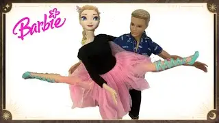 Don't Drop Me ! Elsa and Anna at Barbie's Ballet Class