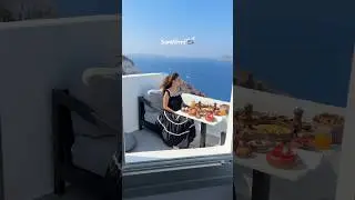 Santorini Greece 🇬🇷 the oerfevt European travel destination.