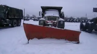 1975 International Harvester Dump Truck on GovLiquidation.com