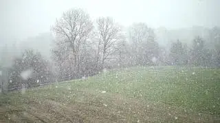 😊Falling Snow Aakash Gandhi,Beautiful Calming Piano Music💐❤️