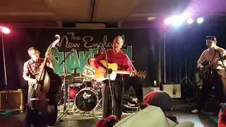 ''Shake em up rock'' / By Noel (The Howlin' Hound Dogs / New-England Shake-Up 2018 Rockabilly