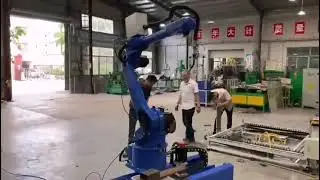Test 7-axis welding robot before shipment. #welding robot, robotics