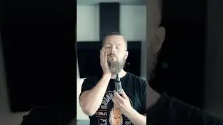 Modern day Viking, Espen Hatleskog with a full, glorious beard. 