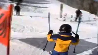 Domenic Dec 2003 5 years old skiing part 1